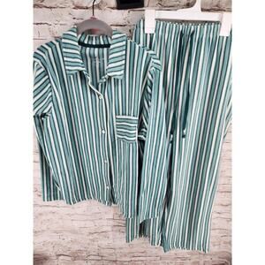 Cuddl Duds Petite Pajamas Fleece Size Large NEW Drawstring Pockets Button Up Top